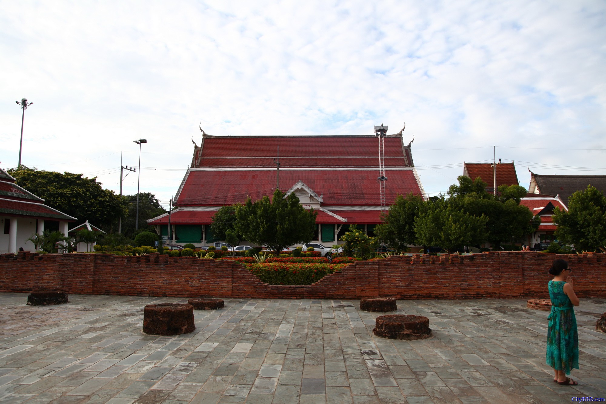 彭世洛(Phitsanulok)斯吗哈搭寺,当地称为Wat Yai(大庙) 彭世洛(Phitsanulok)斯吗哈搭寺,当地称为Wat Yai(大庙)